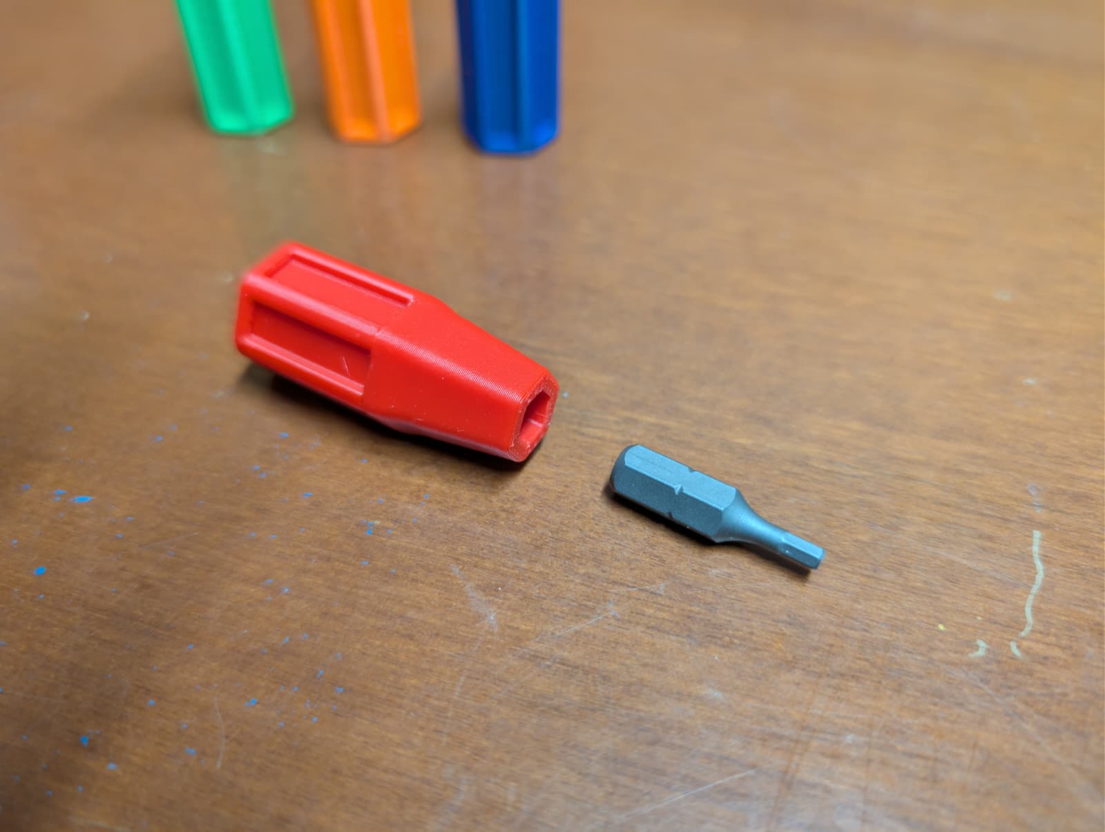 Miniatura 1 do modelo 3D 1/4 Inch Hex Bit Screwdriver Handle Set