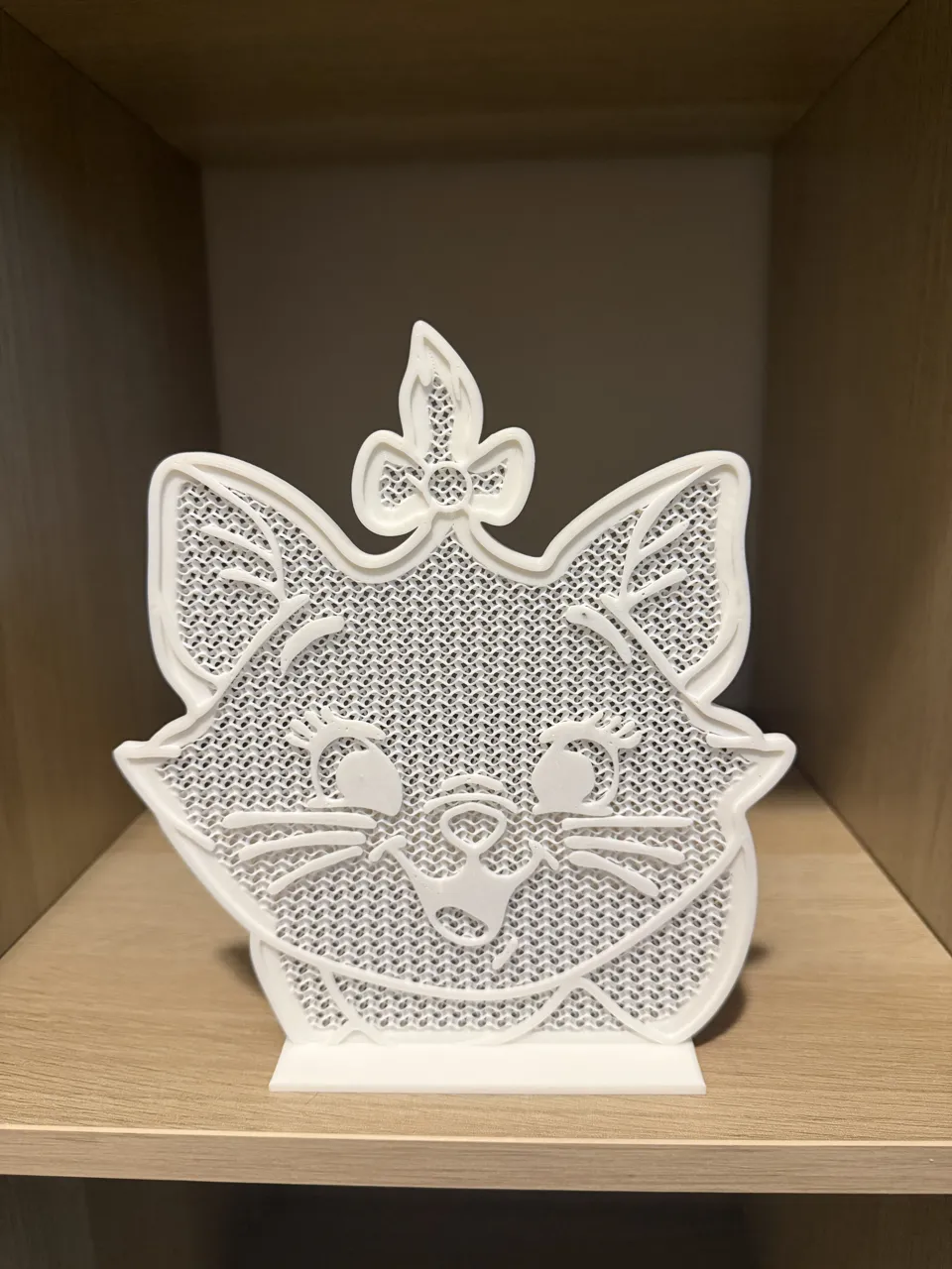 Marie Pin/Earring Board - Aristocats view 2