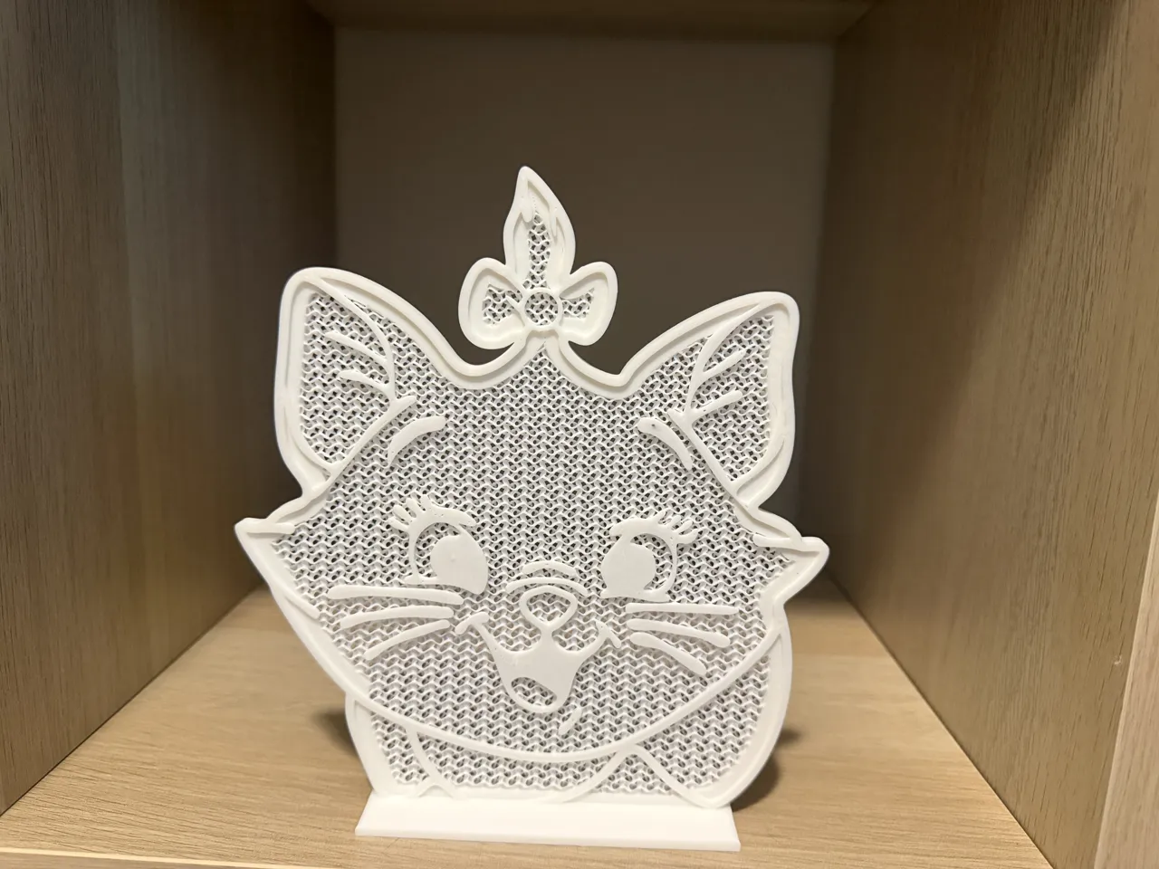 Marie Pin/Earring Board - Aristocats view 3