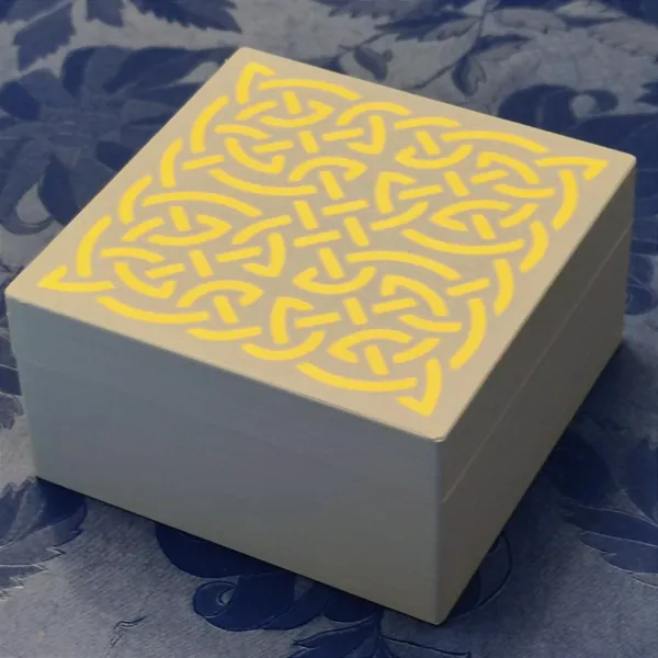 https://makerworld.bblmw.com/makerworld/model/USe68a8bd1d57ecb/design/2023-11-12_6557ec9068f3.jpg
