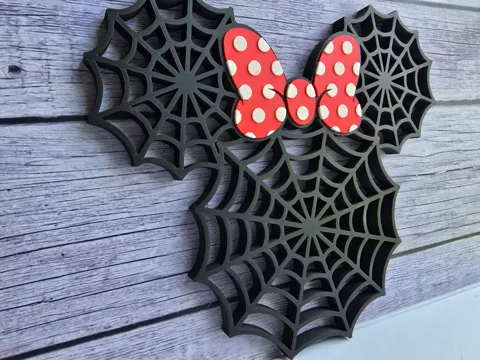 Letrero o emblema decorativo: Minnie Spider Web Sign/Decor — referencia de MakerWorld