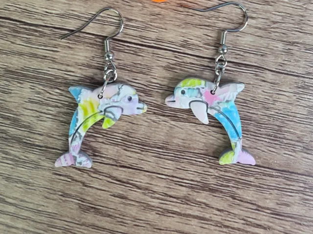 Dolphin earring cutter