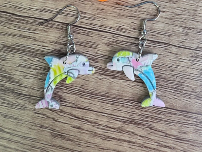 Dolphin earring cutter