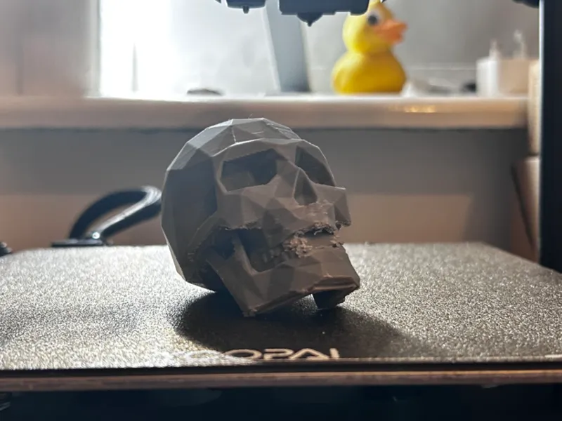 Low Poly Skull – Easy Halloween Print