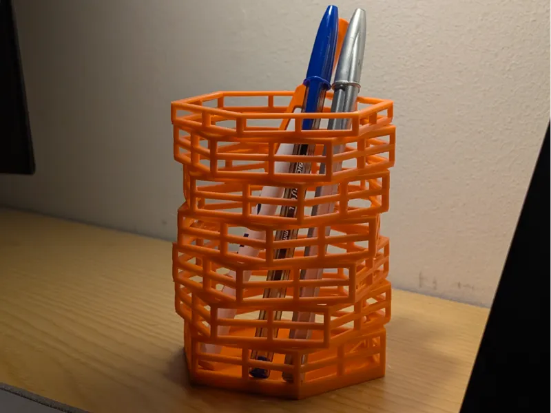 Hexagonal pen holder