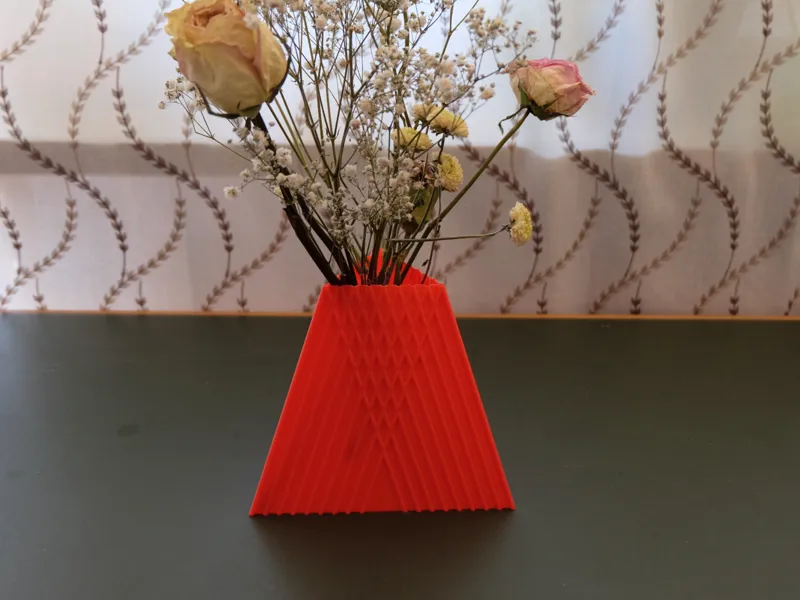 Pyramid Vase / Triangle Vase