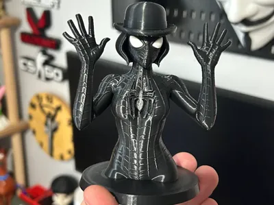 Spider-Noir Female Bust