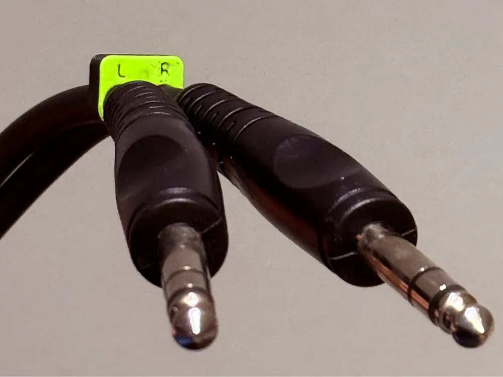 Audio R L. Cord Quick audio cable bundler (L/R, XLR or TRS) by fijter - MakerWorld