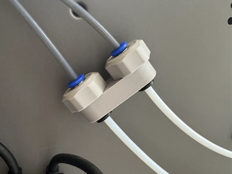 PTFE coupler connector
