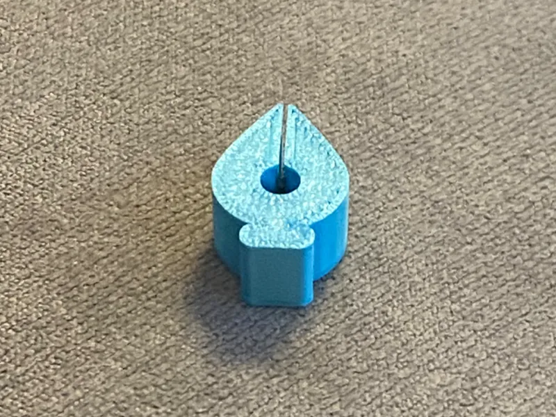 TinkerCad extrude sketch logo