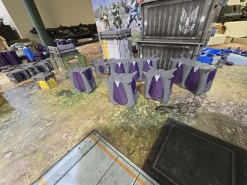Escenografía en miniatura: Halo Covenant Crates — vista de referencia 4