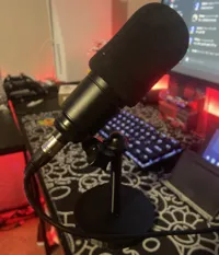 Pied de microphone — photo 2