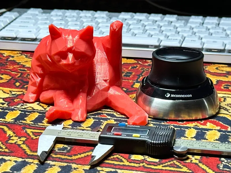 Low-Poly Sculpture: Sezam the Cat