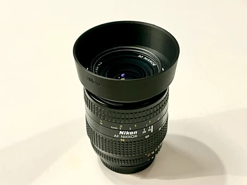 Nikon HB 6 Lens Hood for 28-70mm f3.5-4.5 AF lens