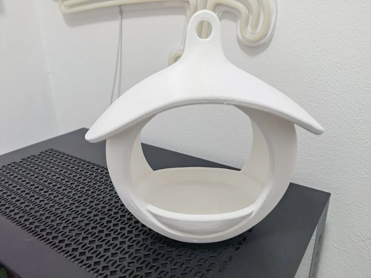 Bird Feeder - Modern and Minimalist view 4