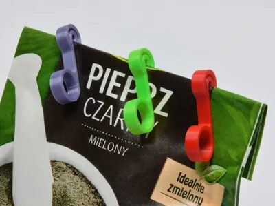 Universal Clip – Simple Bag & Package Clip