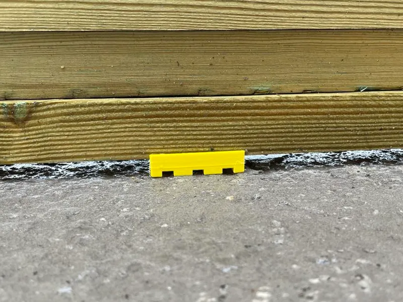Spacer for 48mm wooden board