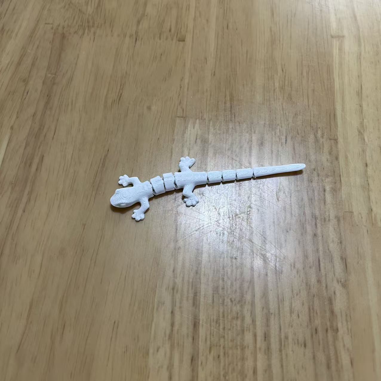 Miniatura 1 do modelo 3D 蜥蜴-可活动关节的动物-可动动物儿童解压动物玩具