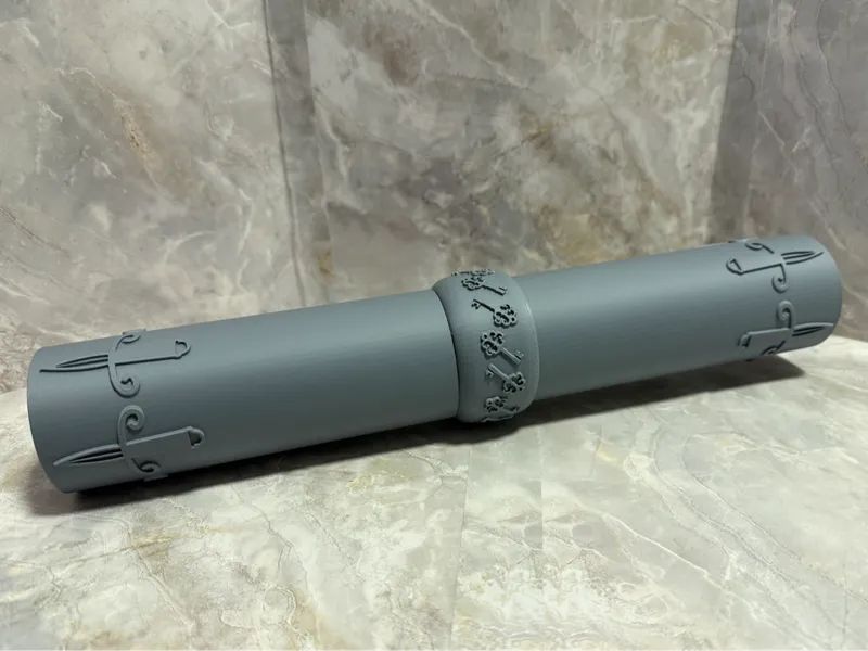 Rogue Class Playmat Tube
