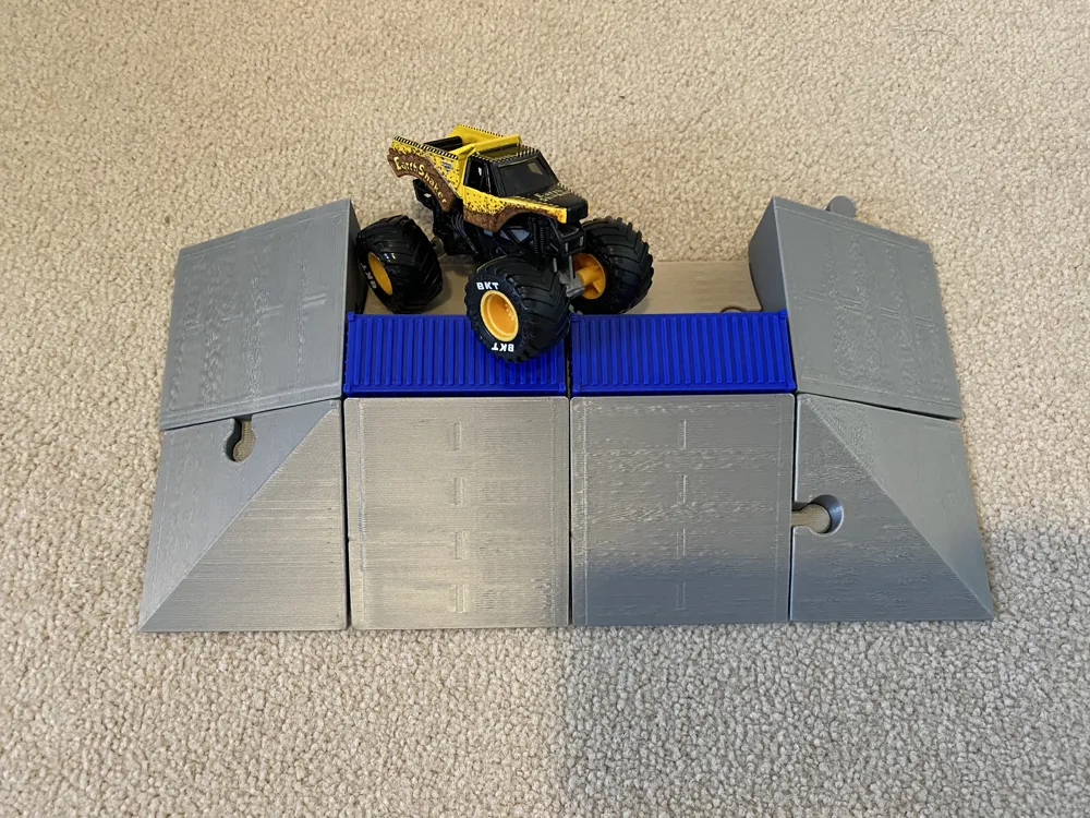 Modular Monstrosity Rampas Apilables Modulares para Monster Truck - Escala 1:64 - Modelo de ...