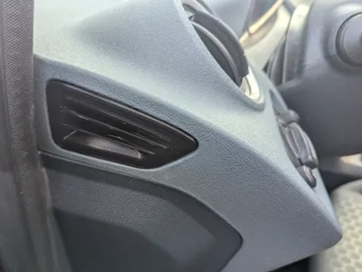 Ventilation Grille suitable for Ford Fiesta Mk7 (08-17)