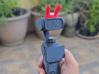 INSTA360 LUNA ULTRA JOLLIBEE-INSPIRED CAMERA EARS