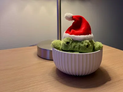 Sleek Catch-All Bowl