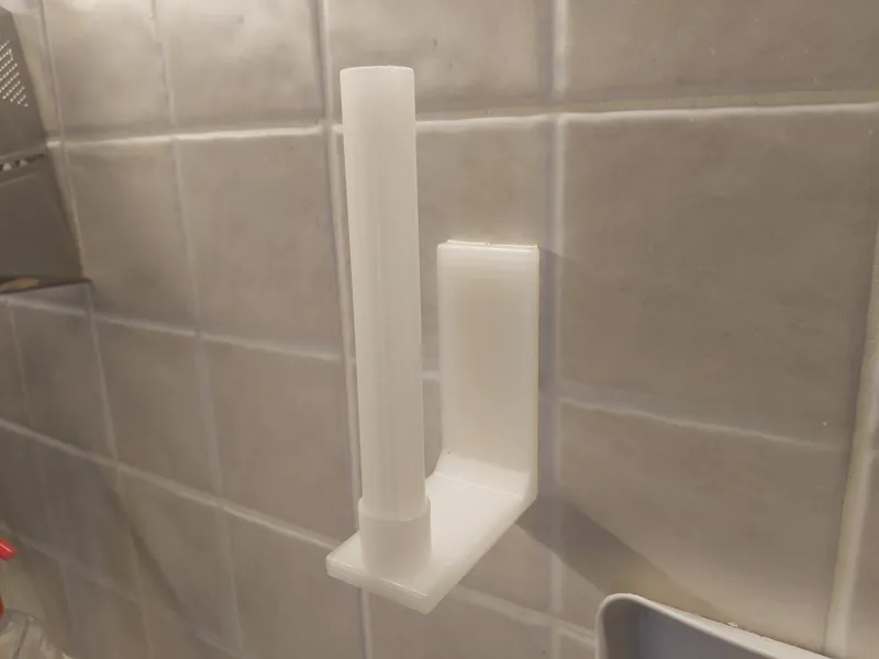 Simple Wall-Mounted Paper Towel Holder