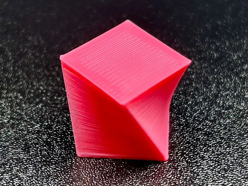 Simple Twisted Cube Polygon Filament Test/Sample