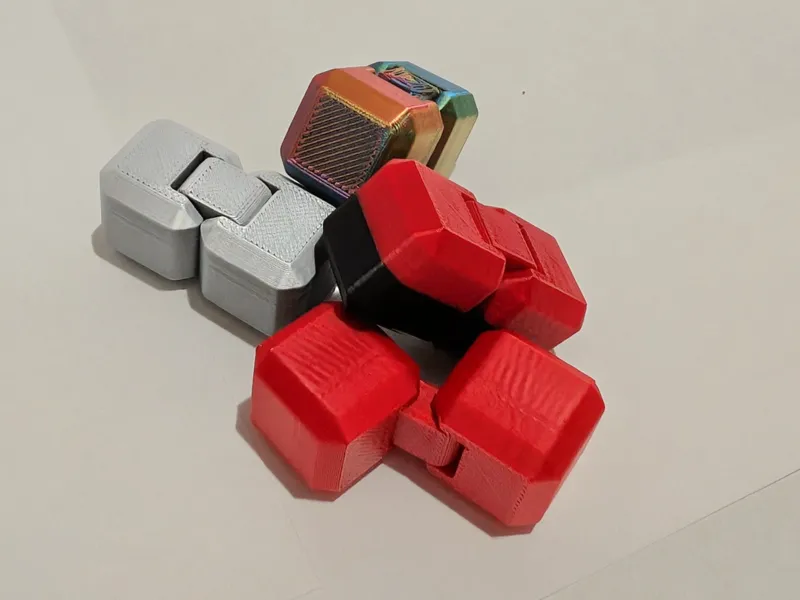 Satisficing Fidget Hinge