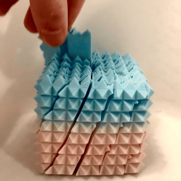https://makerworld.bblmw.com/makerworld/model/USe70cf2f681c7b/design/d76544f8b92c0a48.gif