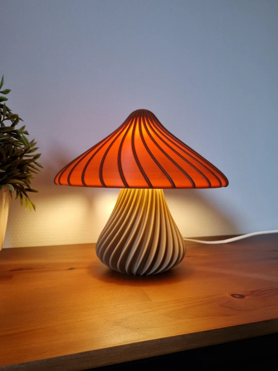 Mushroom Lamp view 3