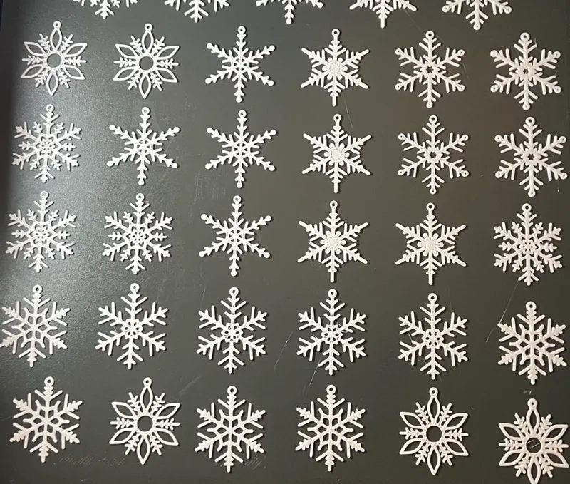 Snowflakes - resizable