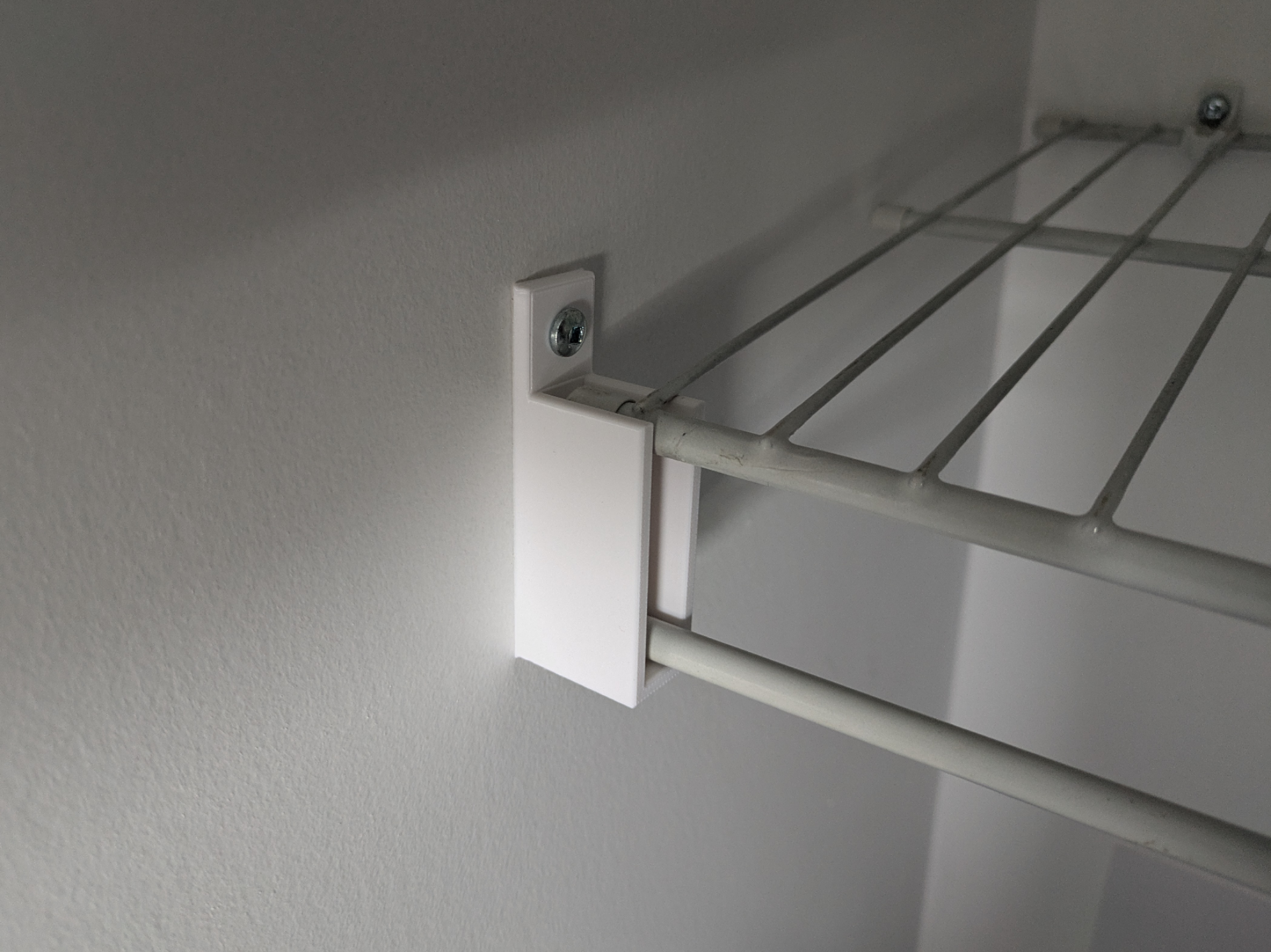 Wire Shelf Support Bracket