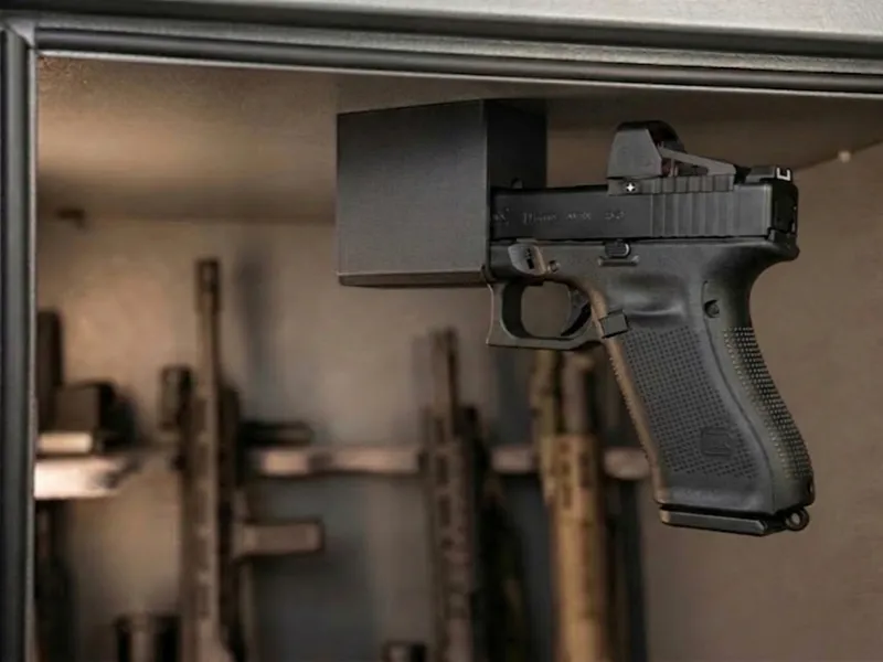 Magnetic Glock 17 and Glock 20 Safe Mount