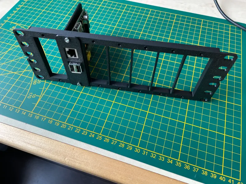 2U 7SBC Holder for 10" rack with 3mm nuts
