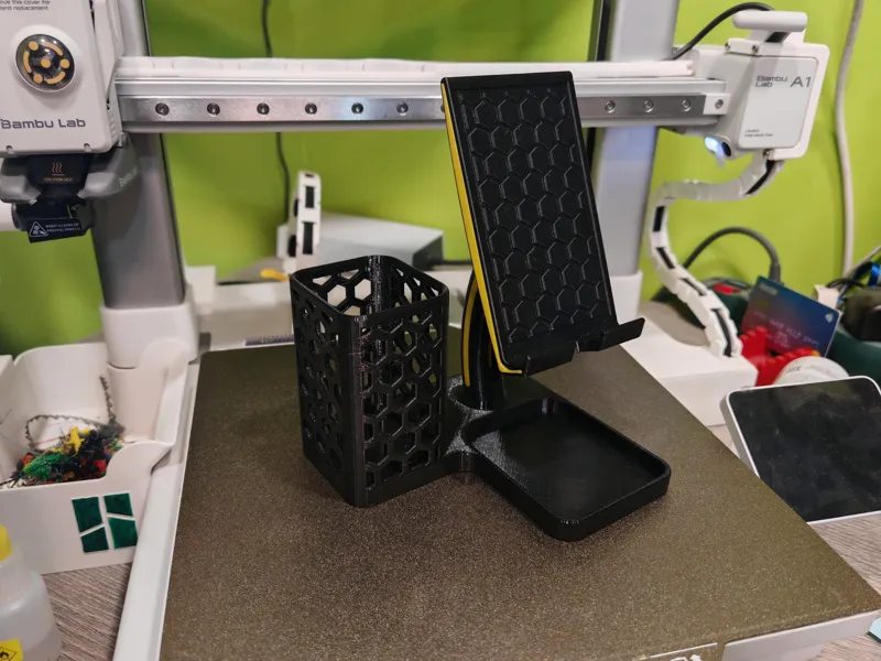 Desk organizer (phone & pen holder)