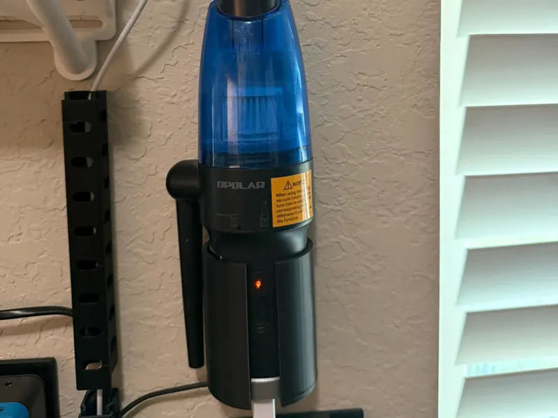 Opolar Vacuum Charging Wall Mount