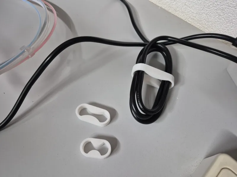 Very simple Cable Clip