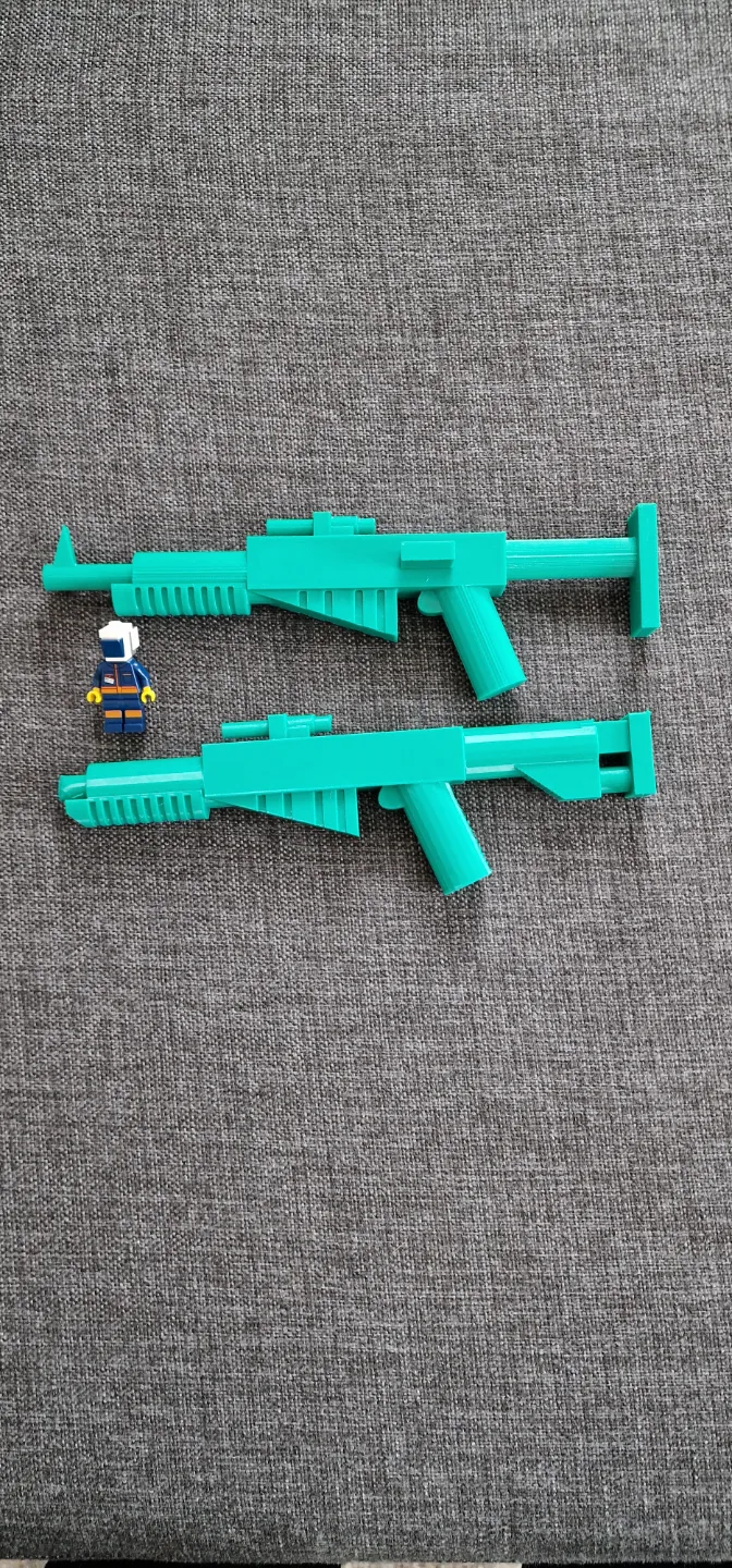 BRICK compatible guns, couple 700% larged guns