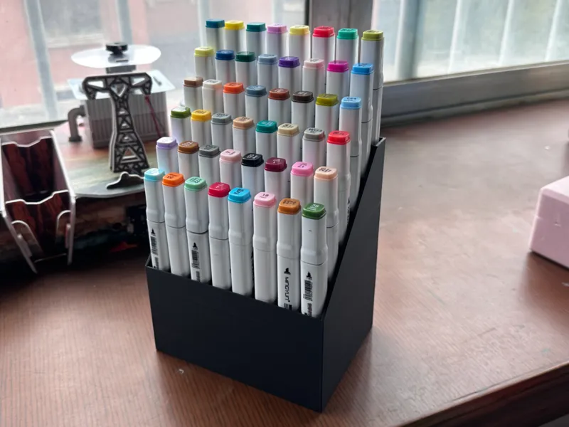 15*15mm规格马克笔阶梯笔架 Stepped marker holder，48支(8支*6排)