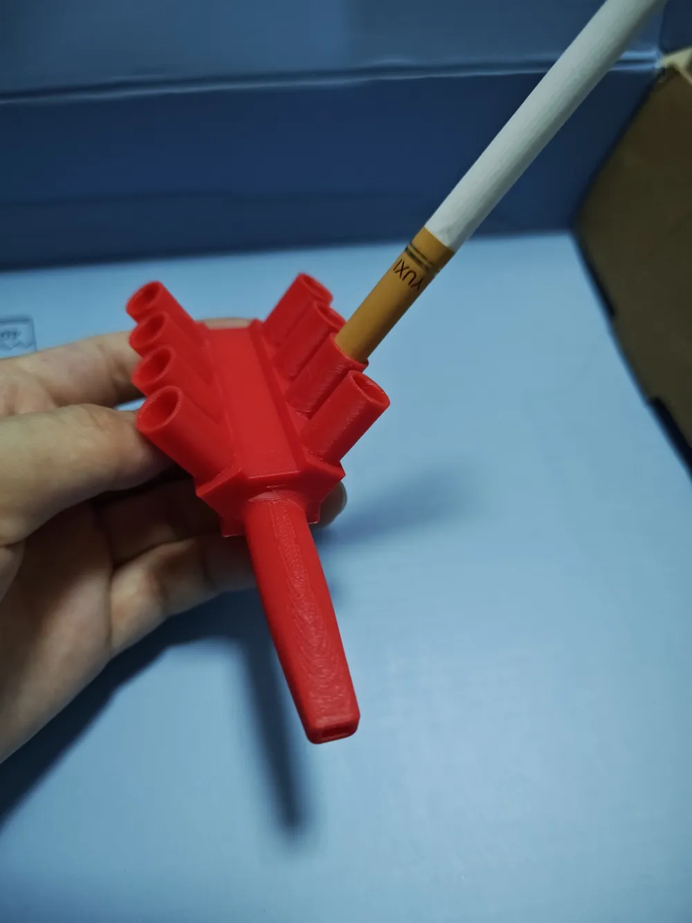 V8 Engine Cigarette Holder - Free 3D Print Model
