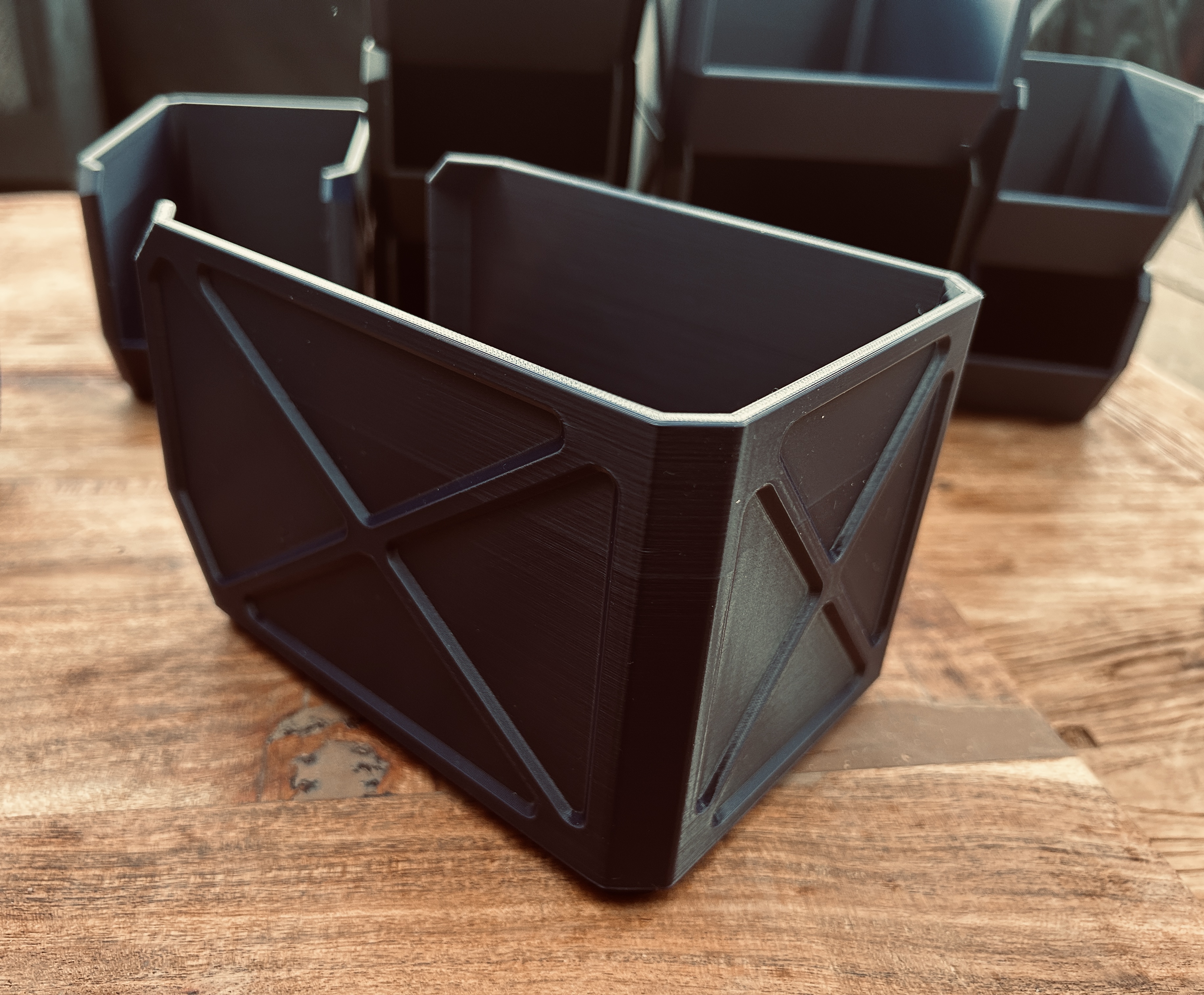 Miniatura 5 do modelo 3D Stackable storage boxes/containers. By Techro3D