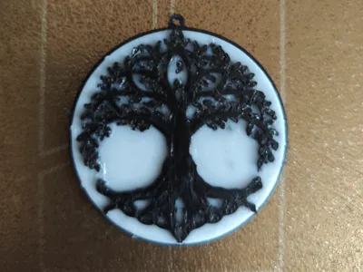 Elegant Tree of Life Keychain