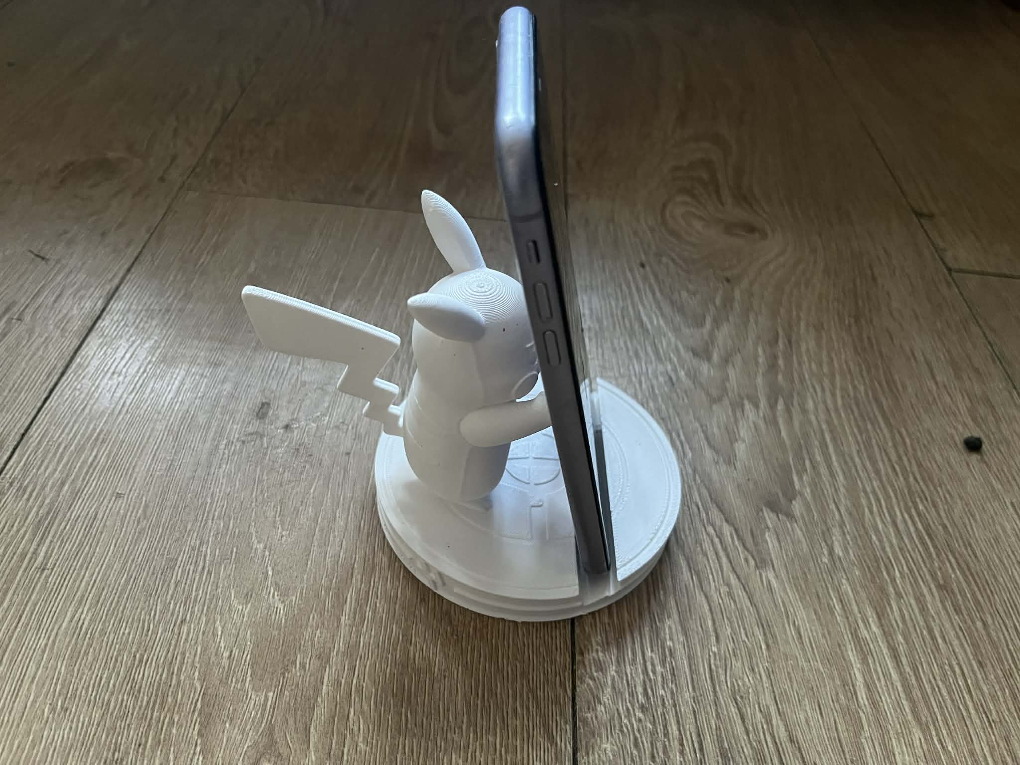 Pikachu Phone & Tablet Stand (Support-Free) - Free 3D Print Model ...