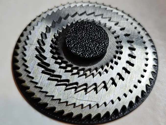 Saw blade / disc holder for rotary tools (Dremel)