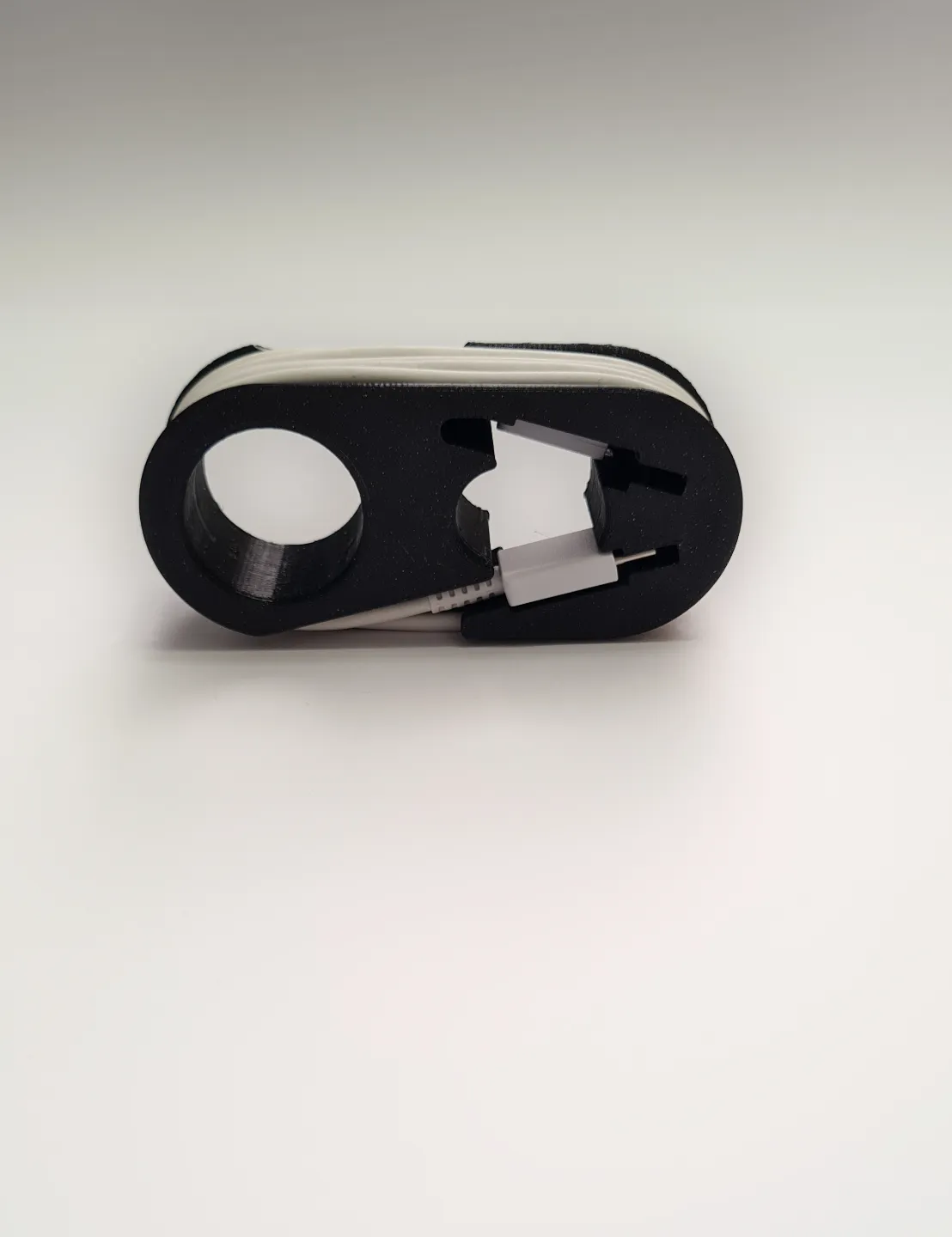 Travel cable organizer USB-C to USB-C view 4
