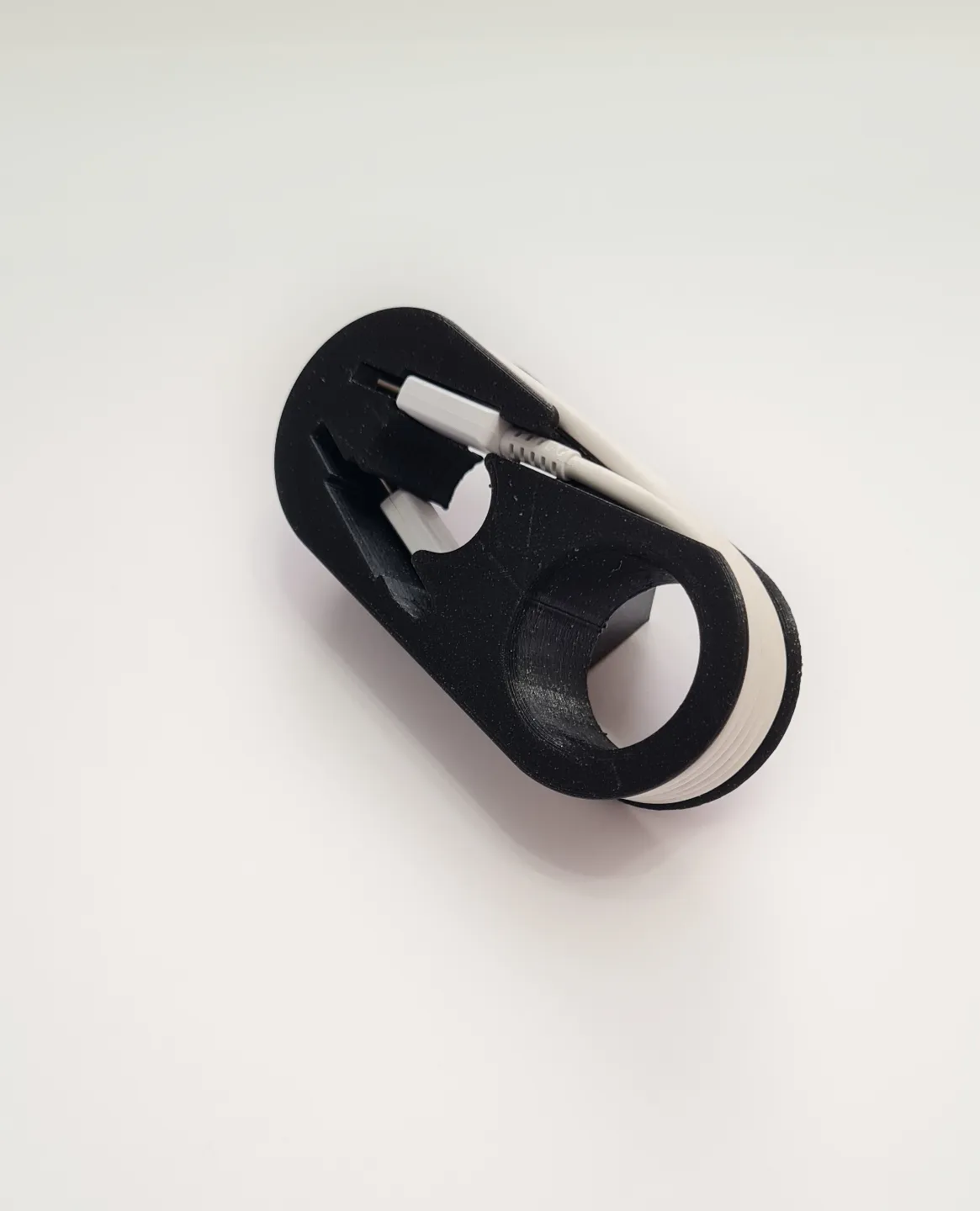 Travel cable organizer USB-C to USB-C view 2