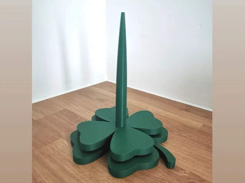 Yarn spinner clover