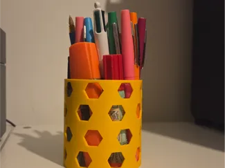 Pot à crayons "Hexa-Mesh" – Élégant et Géométrique